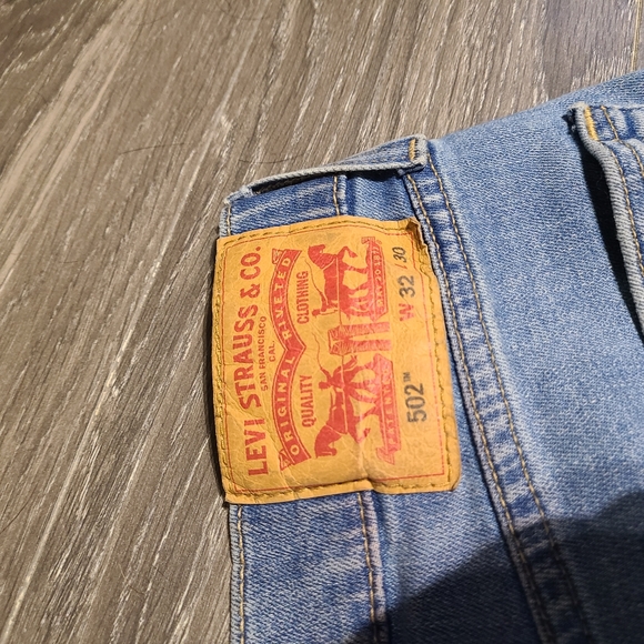 LEVI 502s DENIM JEANS by Levis - Picture 3 of 4